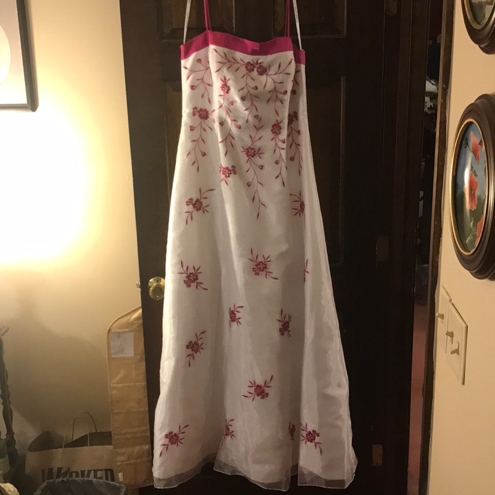 Morgan & Co prom dress size 19/20
